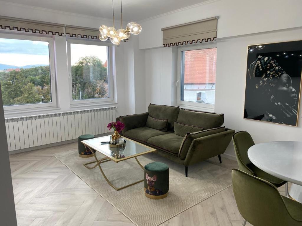 Elite Apartment Nagyszeben Kültér fotó